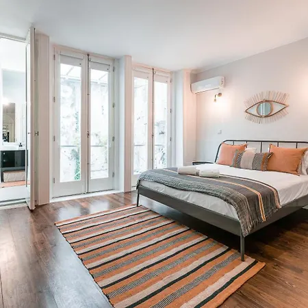 Guestready - Bourse Boutique Apartment *
